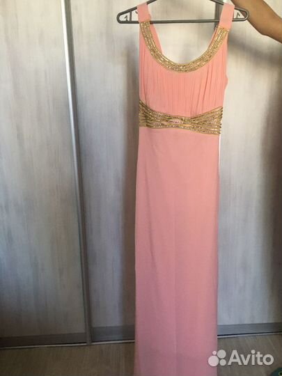 Два вечерних платья и деловой сарафан