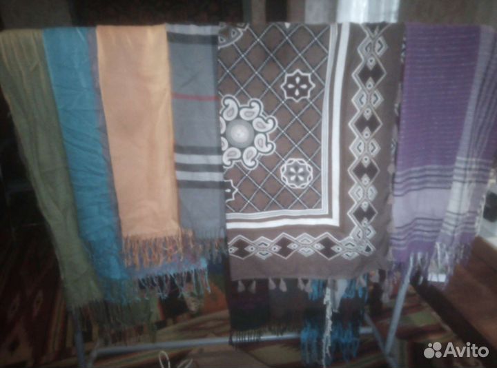 Шарфы и палантины