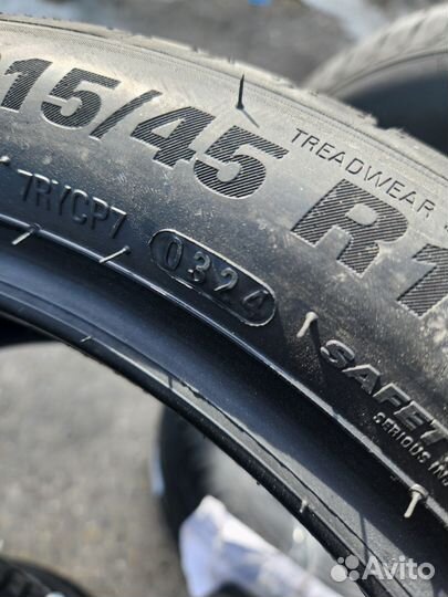 Kumho Ecsta PS71 215/45 R17