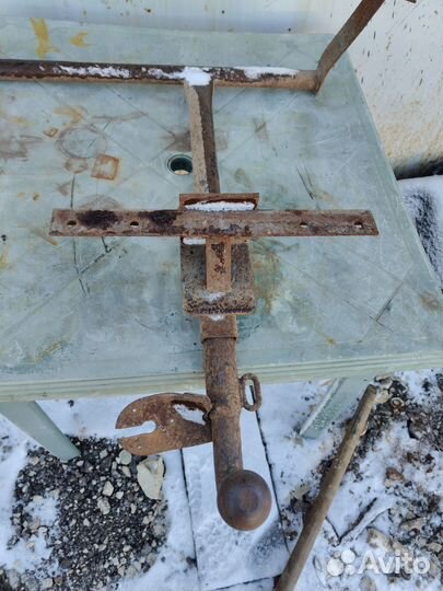 Фаркоп на Газ 31105