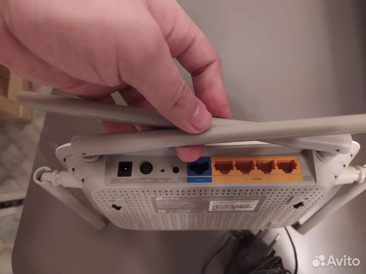 Wi-Fi роутер TP-link Archer A5, AC1200,белый б/у