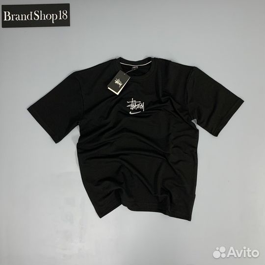 Футболка Nike & Stussy