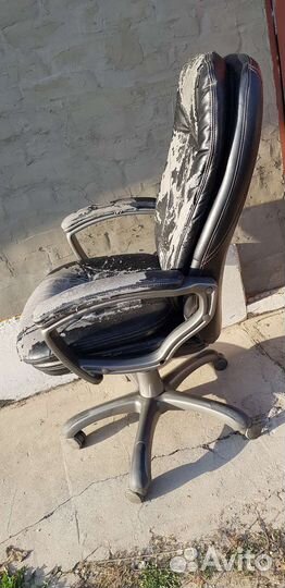 Компьютерное кресло