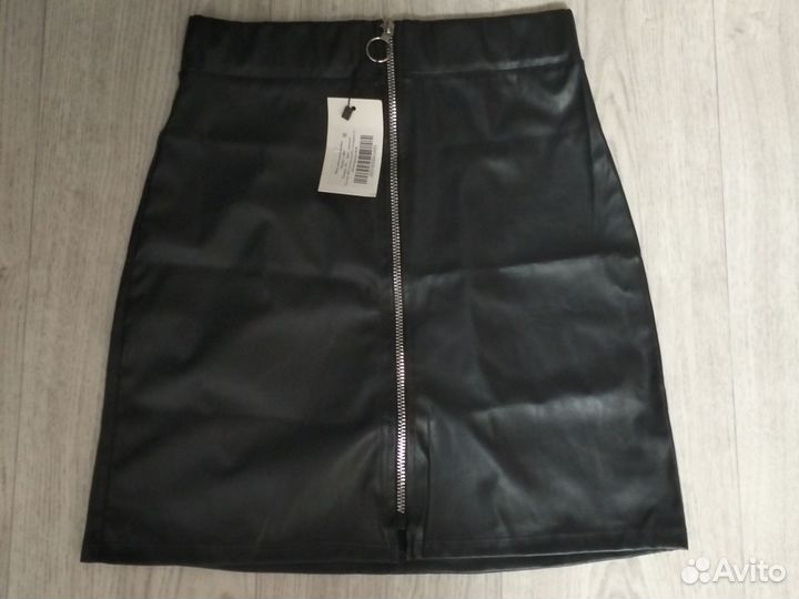Кожаная мини юбка 44-46