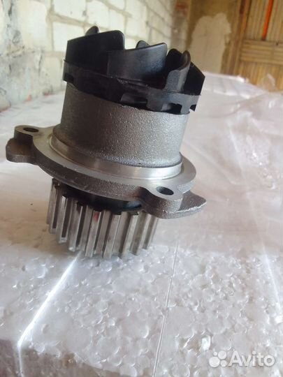 Насос водяной в сборе 2109