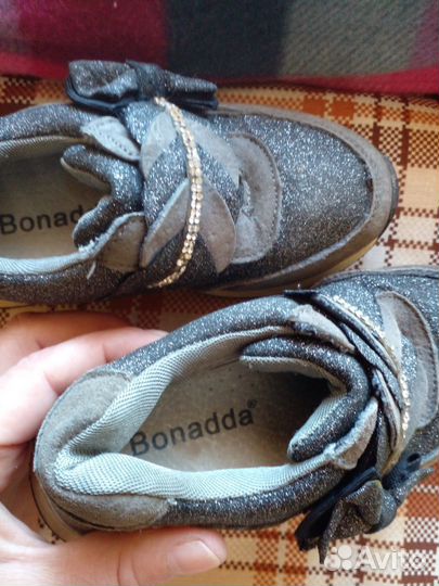 Ботинки кроссовки для девочки 25 размер