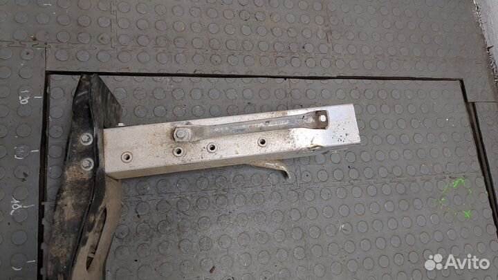 Усилитель бампера BMW i3, 2021