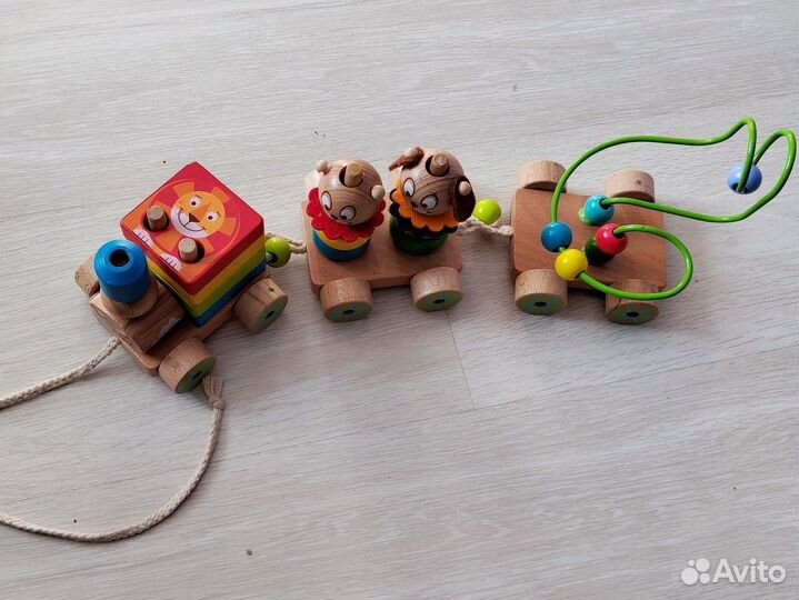 Деревянный паровозик