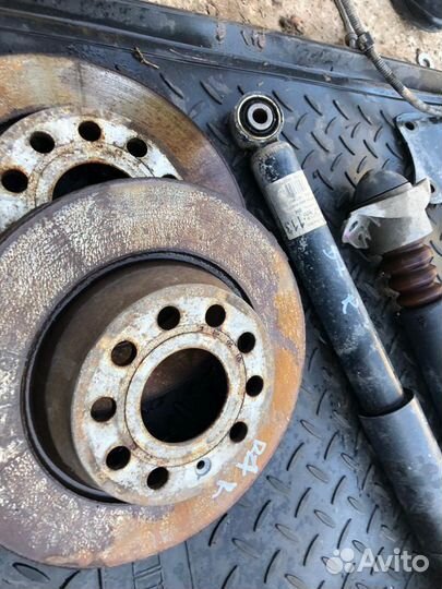 Диск тормозной задний Volkswagen Passat B7