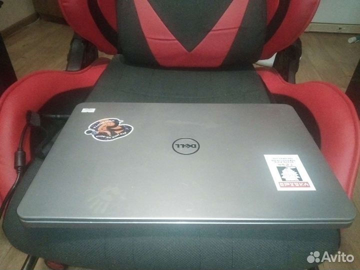Ноутбук dell