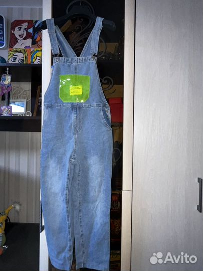 Джинсовый комбинезон для девочки