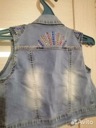 Жилетка джинсовая для девочки 6-8 лет