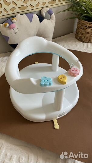 Стульчик для купания малышей