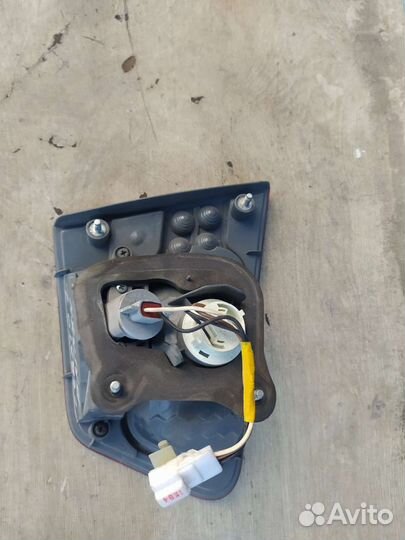 Фонарь в крышку багажника Kia Cerato 2