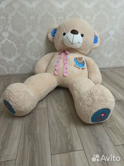Медвежонок плюшевый большой