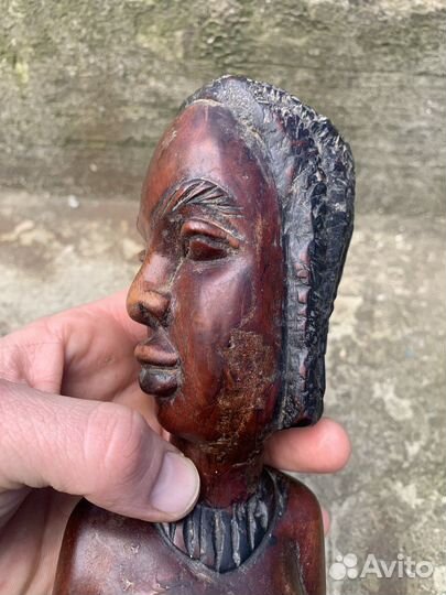 Африканские статуэтки из дерева