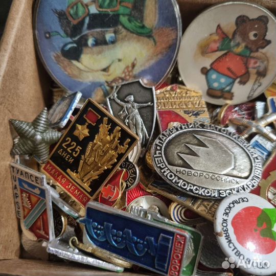 Значки СССР больше 100 штук (описание)
