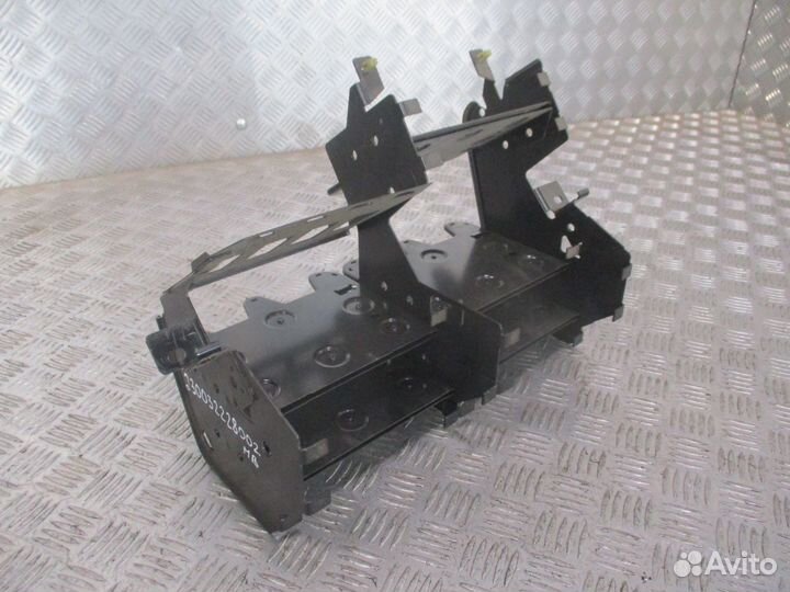 Кронштейн торпедо под электроблоки Mercedes-Benz A