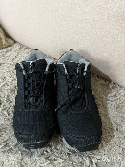 Кроссовки columbia 34