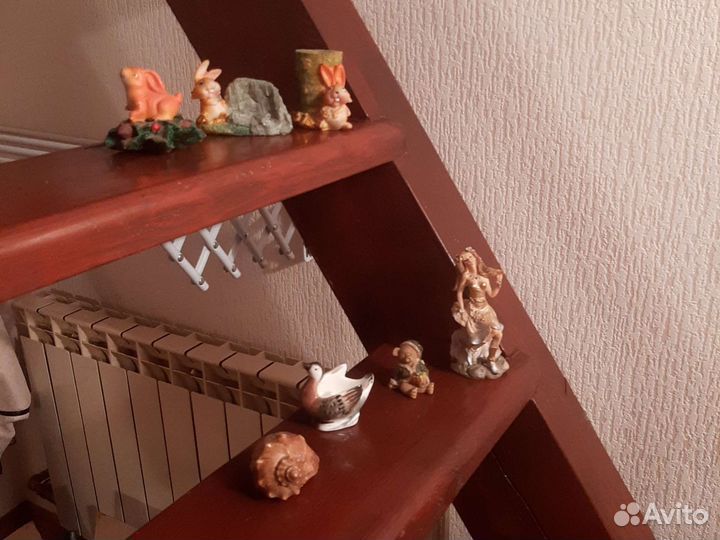 Статуэтки маленькие разные и др