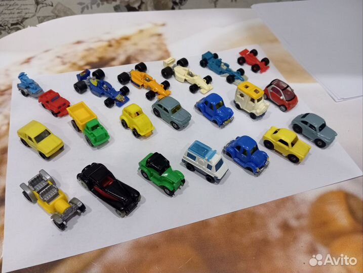 Киндер машинки из 90х пакетом