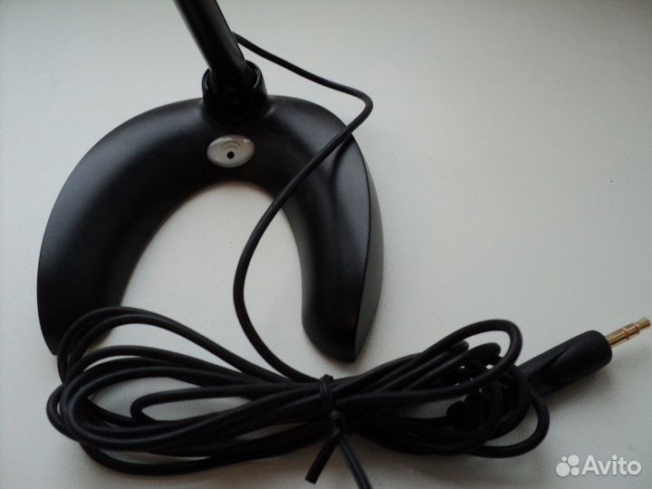 Микрофоны Plantronics, Genius на подставках