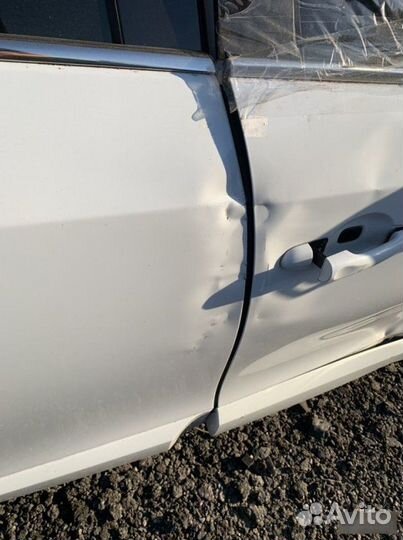 Дверь задняя правая Renault Fluence