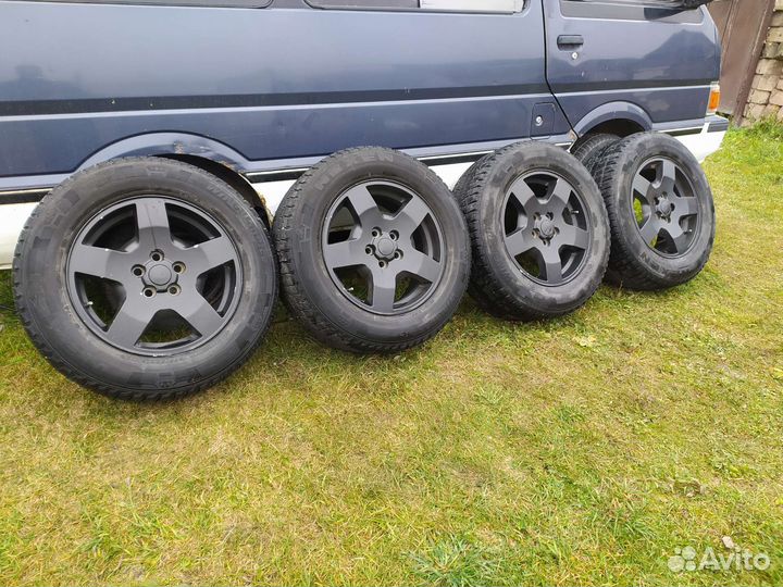 R18 Nexen Winguard Ice 265/60, PCD 5x120 DIA 72