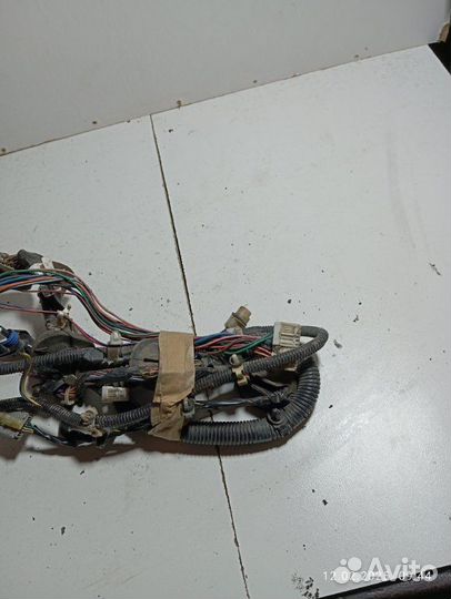 Проводка двери передняя левая Nissan Primera P12