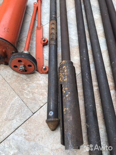 Водяной насос помпа