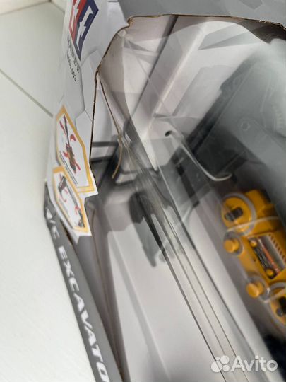 Радиоуправляемый экскаватор Double Eagle Volvo