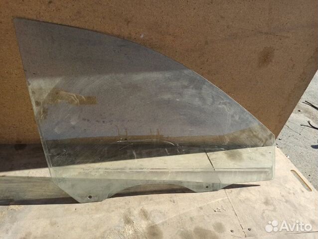 Стекло переднее правое Kia Cerato 2004-2008