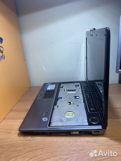 Ноутбук asus M50S