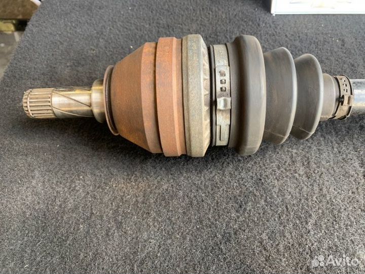 Привод передний правый Opel Astra H GTC Z18XER