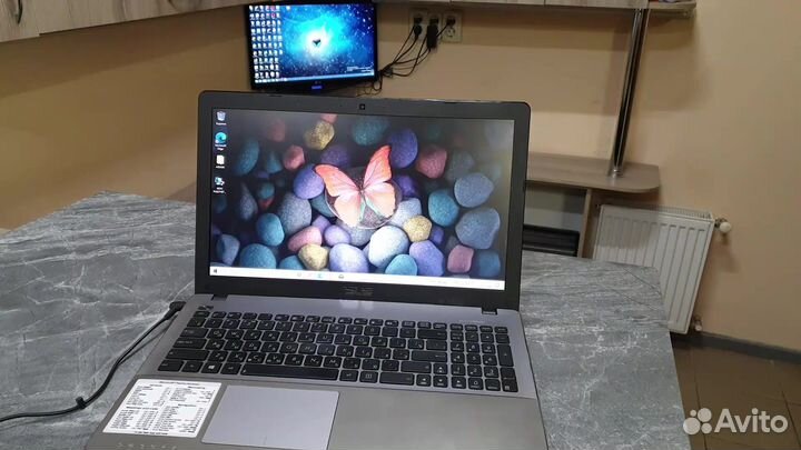 Ноутбук Asus (Intel core i5, ssd 240 Гб )