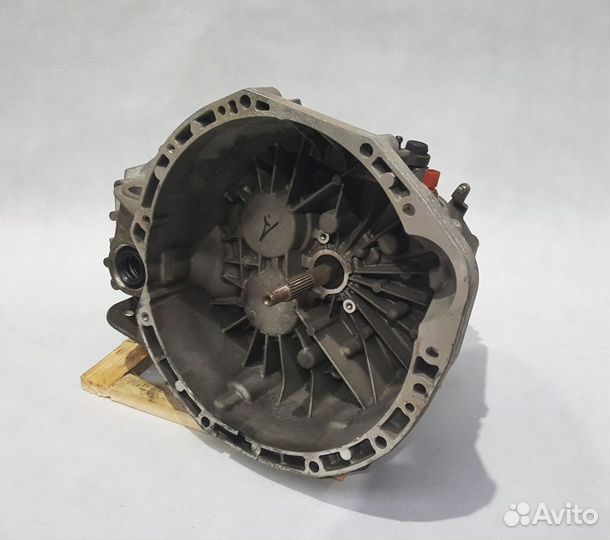 Коробка передач Renault Trafic 2.0 DCI PF6010