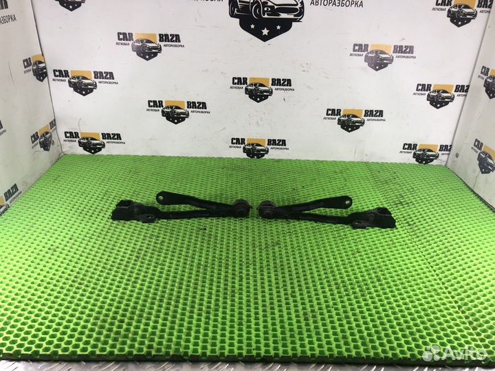 Ограничитель двери багажника (комплект)