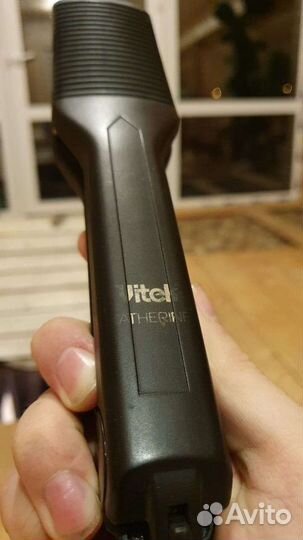 Утюжок, выпрямитель, плойка, щипцы для волос Vitek