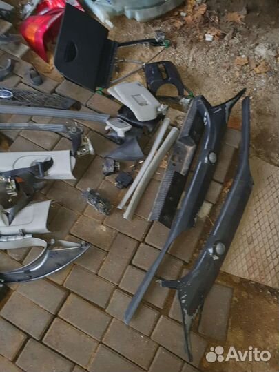 Задний ковер багажника на фокус 1 седан