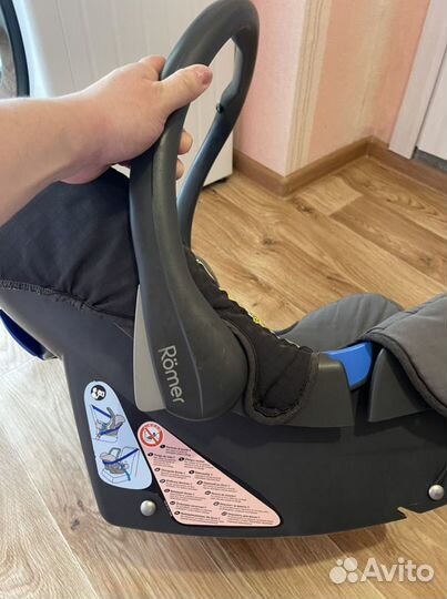 Переноска для детей в машину britax romer