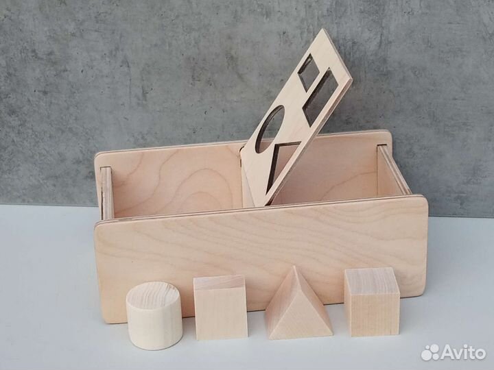 Коробочка с геометрическими телами