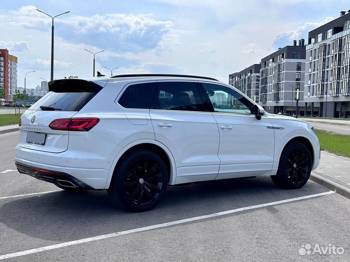 Volkswagen Touareg 3 AT, 2018, 88 000 км