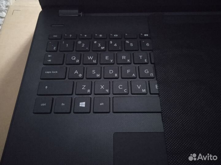 Ноутбук HP 15rb020u