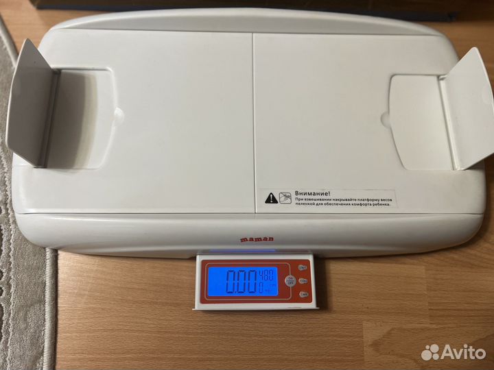 Детские электронные весы Maman