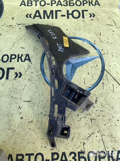 Mercedes W253 AMG кронштейн бампера переднего RH