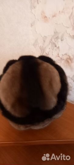 Головные уборы женские