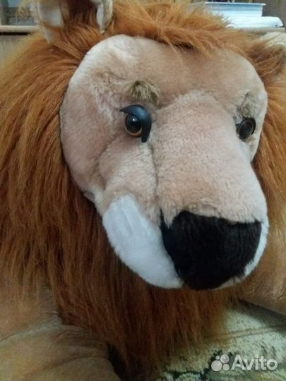 Имягкая игрушка Лев