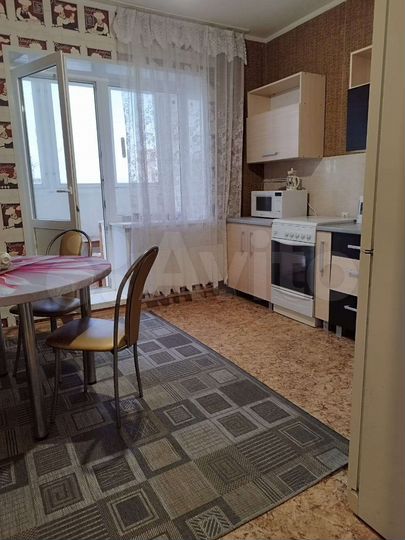 3-к. квартира, 104 м², 9/9 эт.