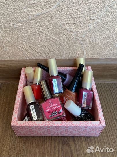 Лак для ногтей пакетом (б/у, срок годности истёк)