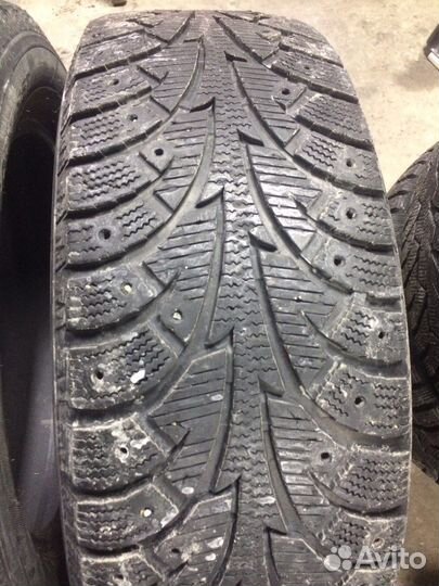 Hankook Winter I'Pike 215/60 R17